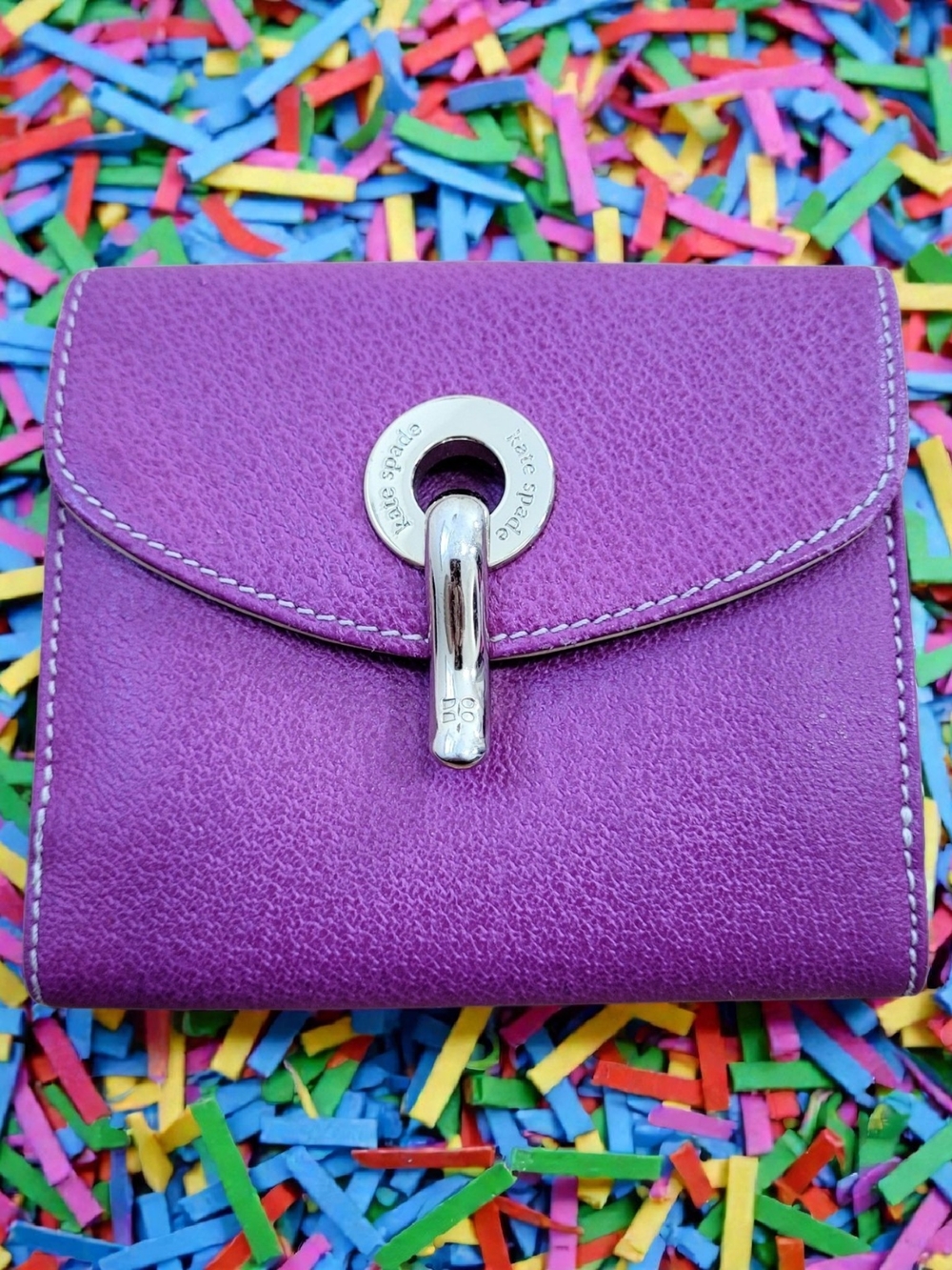 NWT KATE SPADE Taryn Magenta Pebbled Leather Gold Hardware Bifold Wallet